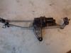 Front wiper motor from a Volkswagen Passat Variant (365), 2010 / 2015 1.6 TDI 16V Bluemotion, Combi/o, Diesel, 1.598cc, 77kW (105pk), FWD, CAYC, 2010-08 / 2014-12 2014