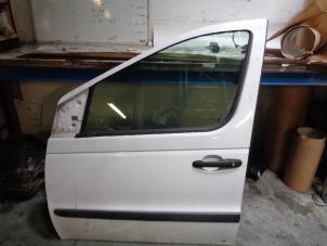 Used Rear door 4-door, left Mercedes Vaneo (W414) 1.7 CDI 16V Price on request offered by Autohandel-Smet Gebroeders NV