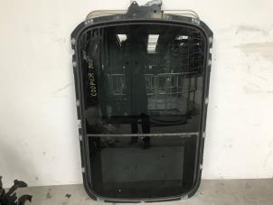 Used Glass sunroof Mini Mini (F55) 2.0 16V Cooper S Price on request offered by Autohandel-Smet Gebroeders NV
