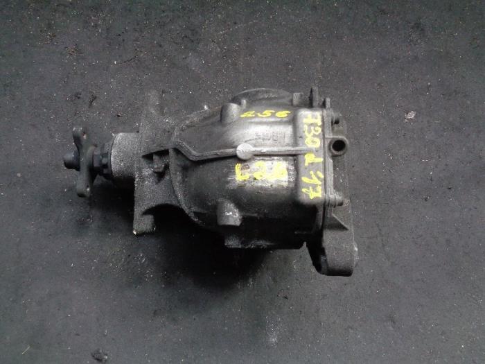 Gebrauchte Differential hinten BMW 7 serie (G11/12) 740d,Ld xDrive 24V Preis auf Anfrage angeboten von Autohandel-Smet Gebroeders NV