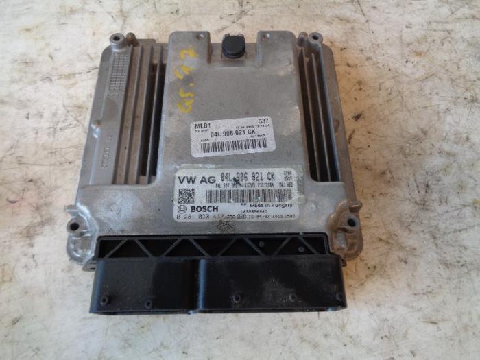 Used Engine management computer Audi Q5 (8RB) 2.0 TDI 16V Price on request offered by Autohandel-Smet Gebroeders NV