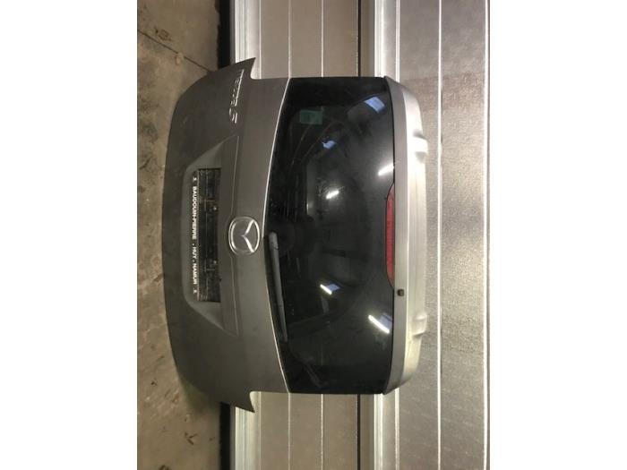 Używane Tylna klapa Mazda 5 (CR19) Cena na żądanie oferowane przez Autohandel-Smet Gebroeders NV