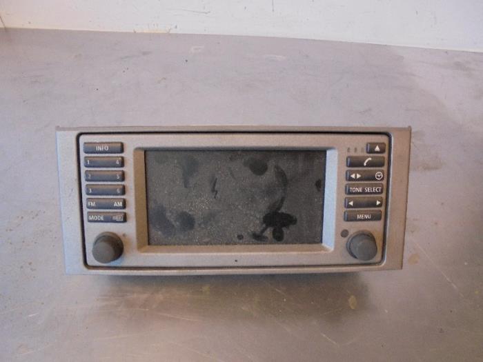 Radio from a Land Rover Range Rover III (LM) 2.9 TD6 24V 2005