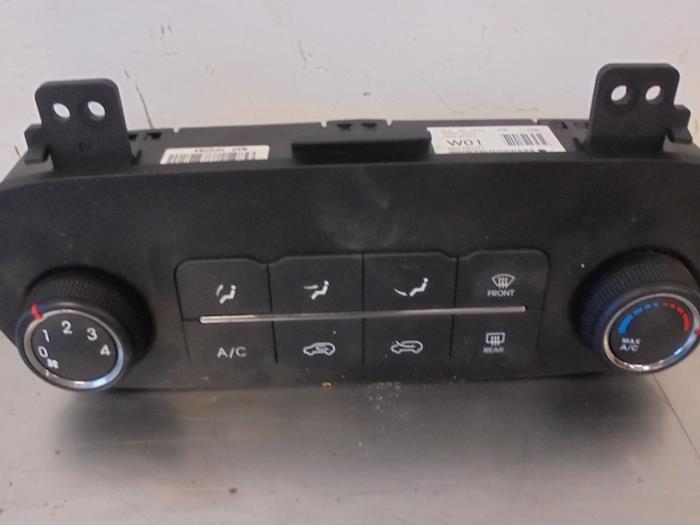 Air conditioning control panel from a Kia Sportage 2013