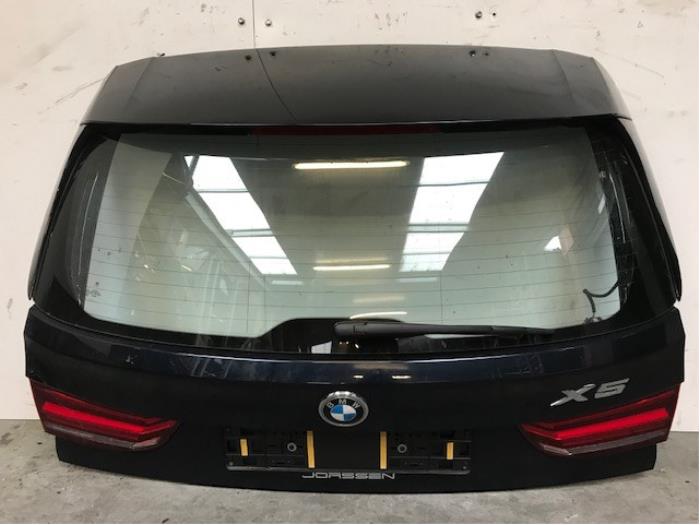 Heckklappe van een BMW X5 (F15) xDrive 40e PHEV 2.0 2017