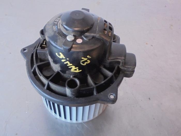 Motor de ventilador de calefactor de un Suzuki Jimny 2007