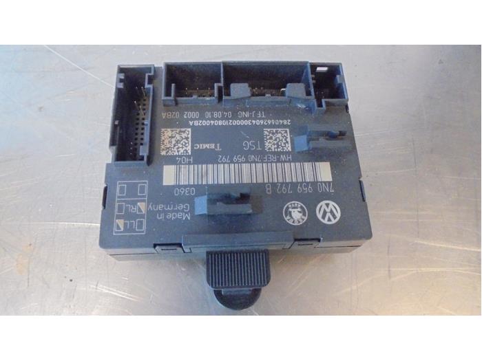Module (miscellaneous) from a Seat Alhambra (7N) 2.0 TDI 16V 2013
