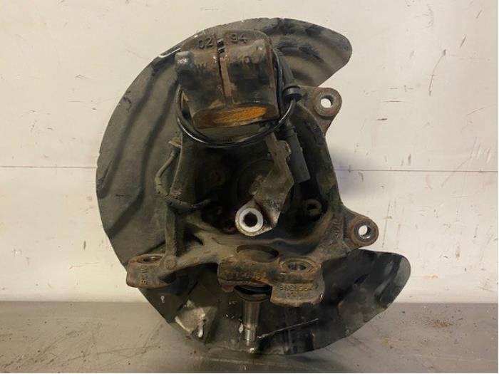 Knuckle, front right from a BMW X3 (F25) sDrive18d 16V 2012