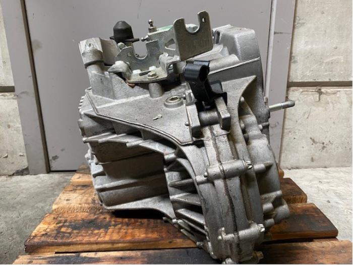 Gebrauchte Getriebe Alfa Romeo Giulietta (940) 1.6 JTDm 16V Preis auf Anfrage angeboten von Autohandel-Smet Gebroeders NV