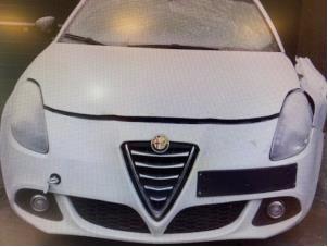 Używane Przód kompletny Alfa Romeo Giulietta (940) 1.6 JTDm 16V Cena na żądanie oferowane przez Autohandel-Smet Gebroeders NV