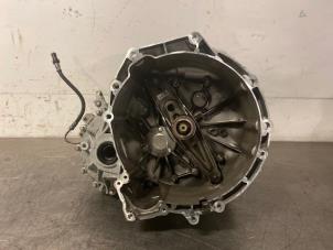 Used Gearbox BMW X2 (F39) sDrive 18i 1.5 12V TwinPower Turbo Price on request offered by Autohandel-Smet Gebroeders NV