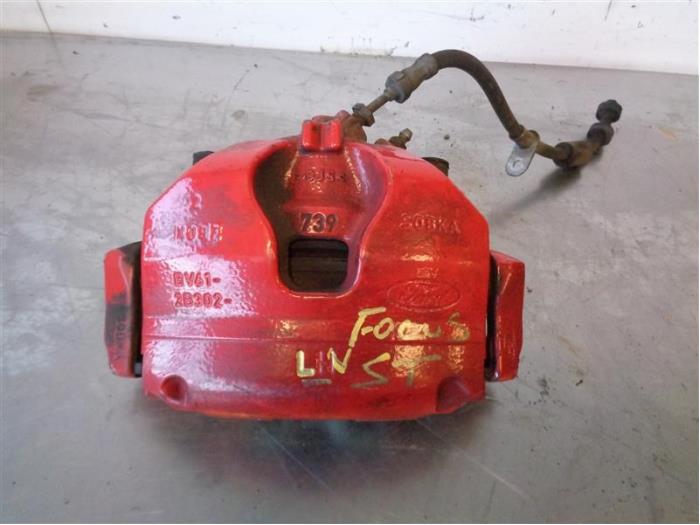 Gebrauchte Bremszange links vorne Ford Focus 3 Wagon 2.0 ST EcoBoost 16V Preis auf Anfrage angeboten von Autohandel-Smet Gebroeders NV