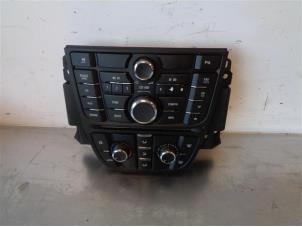Used Air conditioning control panel Opel Meriva 1.4 Turbo 16V ecoFLEX Price on request offered by Autohandel-Smet Gebroeders NV