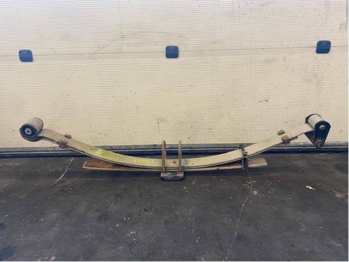 Volkswagen Amarok Rear leaf springs stock