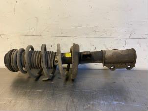 Used Front shock absorber, right Chevrolet Orlando (YYM/YYW) Price on request offered by Autohandel-Smet Gebroeders NV