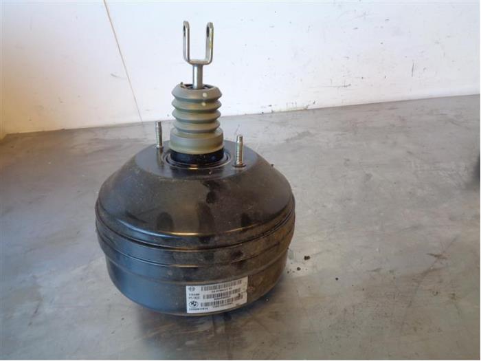 Usados Servofreno BMW 1 serie (F20) 125d 2.0 16V Precio de solicitud ofrecido por Autohandel-Smet Gebroeders NV