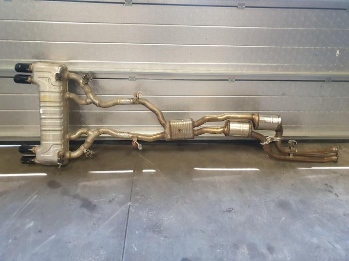 Usagé Echappement (complet) BMW 2 serie (F22) M2 Competition 3.0 24V Prix sur demande proposé par Autohandel-Smet Gebroeders NV