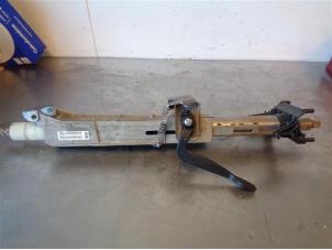 Used Steering column housing complete BMW 1 serie (F20) 125d 2.0 16V Price on request offered by Autohandel-Smet Gebroeders NV