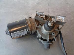 Used Front wiper motor Chevrolet Orlando (YYM/YYW) 1.8 16V VVT Price on request offered by Autohandel-Smet Gebroeders NV