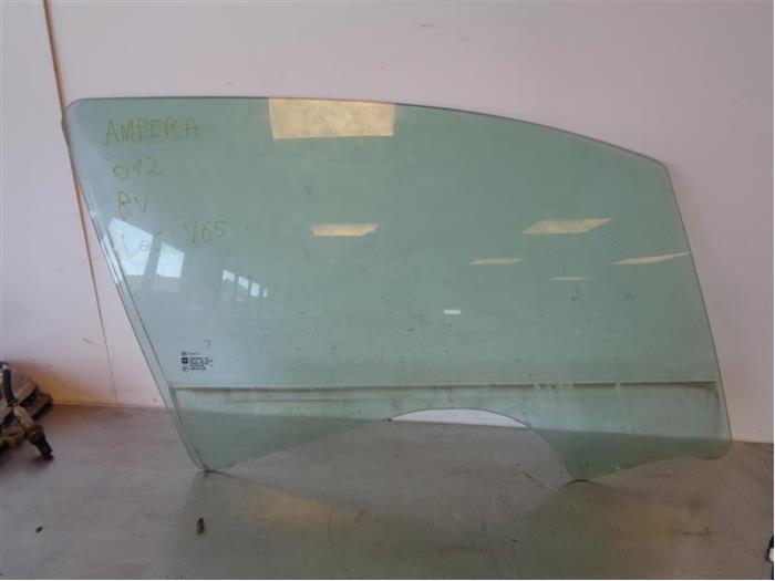 Usados Ventanilla triangular derecha delante Opel Ampera-e 1.4 16V Precio de solicitud ofrecido por Autohandel-Smet Gebroeders NV