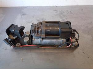 Used Air pump (suspension) BMW 5 serie Touring (F11) Price on request offered by Autohandel-Smet Gebroeders NV
