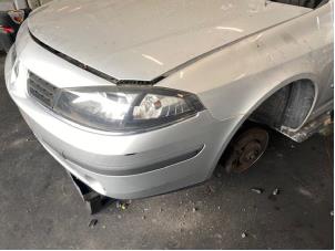 Used Front end, complete Renault Laguna II Grandtour (KG) Price on request offered by Autohandel-Smet Gebroeders NV