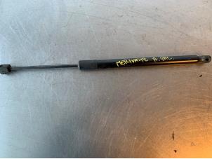 Used Rear gas strut, right Opel Meriva Price on request offered by Autohandel-Smet Gebroeders NV