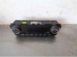 Used Air conditioning control panel Volkswagen Polo Price on request offered by Autohandel-Smet Gebroeders NV