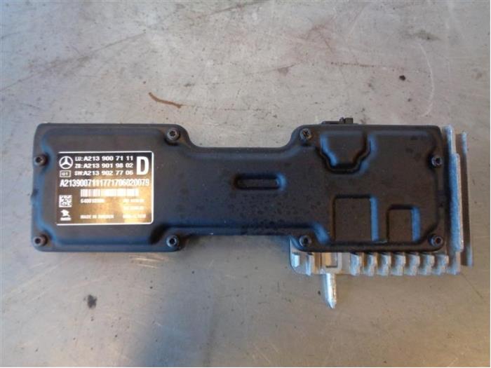 Usagé Module caméra Mercedes E (C238) E-220d 2.0 Turbo 16V Prix sur demande proposé par Autohandel-Smet Gebroeders NV