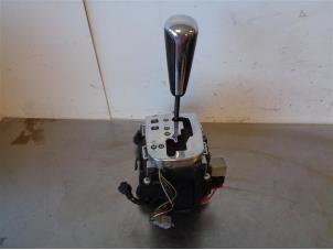 Used Gear stick Peugeot 307 CC (3B) Price on request offered by Autohandel-Smet Gebroeders NV