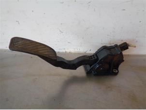 Used Throttle pedal position sensor Mazda 2. Price on request offered by Autohandel-Smet Gebroeders NV