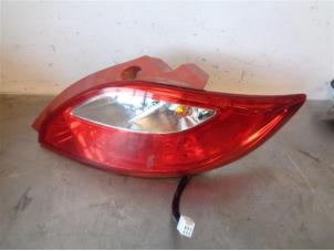 Used Taillight, right Mazda 2 (DE) Price on request offered by Autohandel-Smet Gebroeders NV
