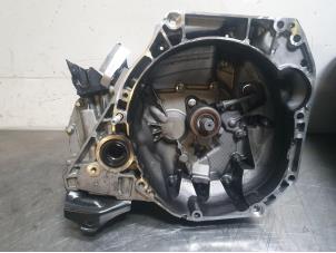 Used Gearbox Renault Clio Price on request offered by Autohandel-Smet Gebroeders NV