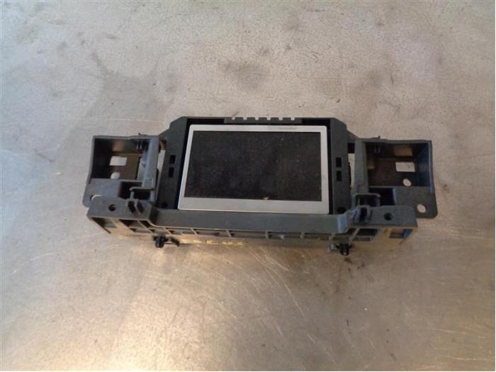 Controlador de pantalla multimedia de un Ford Focus 3 1.0 Ti-VCT EcoBoost 12V 125 2015