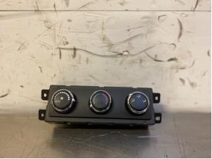 Used Air conditioning control panel Chrysler Voyager/Grand Voyager (RG) 2.8 CRD 16V Grand Voyager Price on request offered by Autohandel-Smet Gebroeders NV