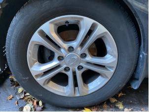 Used Set of wheels + winter tyres Ssang Yong Rodius 2.2 SV 220 e-XDi 16V 4WD Price on request offered by Autohandel-Smet Gebroeders NV