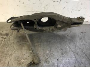 Used Rear lower wishbone, left Ssang Yong Rodius 2.2 SV 220 e-XDi 16V 2WD Price on request offered by Autohandel-Smet Gebroeders NV
