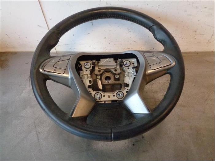Steering wheel from a SsangYong Rodius 2.2 SV 220 e-XDi 16V 2WD 2018