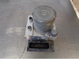 Used ABS pump Peugeot 5008 I (0A/0E) Price on request offered by Autohandel-Smet Gebroeders NV