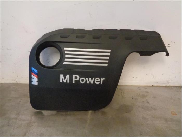 Engine protection panel from a BMW 2 serie (F22) M2 Competition 3.0 24V 2019