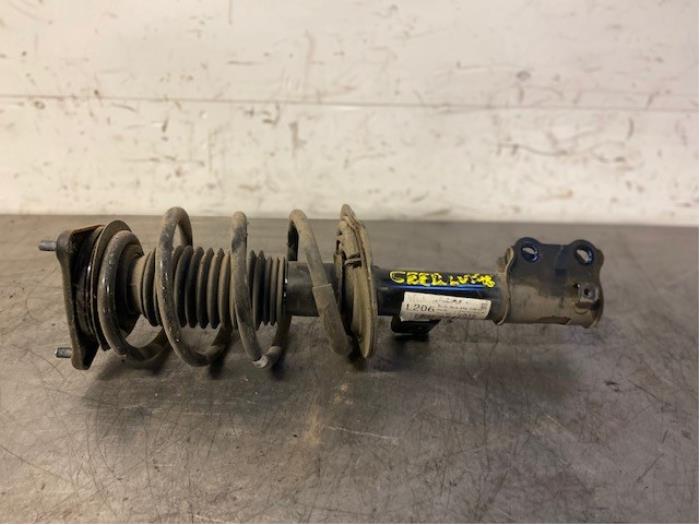 Fronts shock absorber, left from a Kia Cee'd Sportswagon (JDC5)  2018
