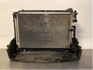 Used Air conditioning condenser Jaguar XE 2.0d 180 16V Price on request offered by Autohandel-Smet Gebroeders NV