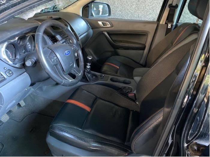 Vollzähligkeit Airbags van een Ford Ranger 3.2 TDCi 20V 4x4 2014