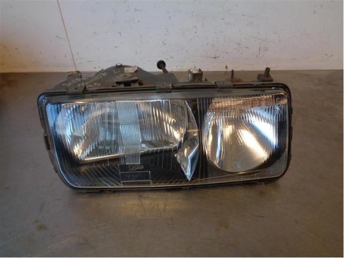 Używane Reflektor lewy Ford Sierra Cena na żądanie oferowane przez Autohandel-Smet Gebroeders NV