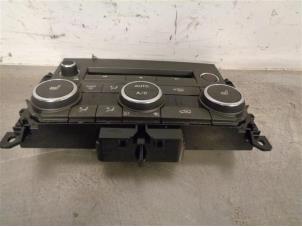 Used Air conditioning control panel Landrover Range Rover Evoque (LVJ/LVS) Price on request offered by Autohandel-Smet Gebroeders NV