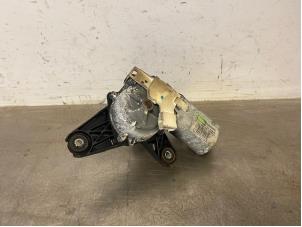 Begagnade Bakre torkarmotor Nissan Juke (F15) 1.6 16V Pris på förfrågan erbjuds av Autohandel-Smet Gebroeders NV