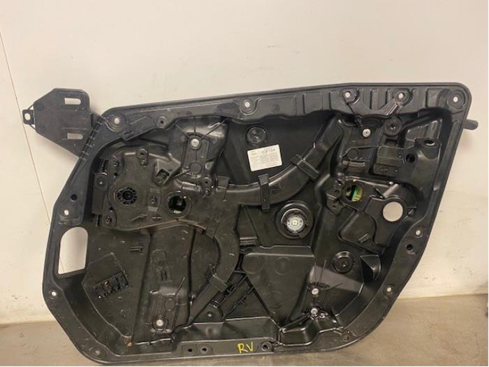 Mécanique vitre 4portes avant droite d'un Mercedes-Benz C Estate (S205) C-63 AMG 4.0 V8 Biturbo 2016