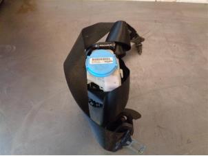 Used Seatbelt tensioner, right Mercedes A (W176) 1.5 A-180 CDI, A-180d 16V Price on request offered by Autohandel-Smet Gebroeders NV