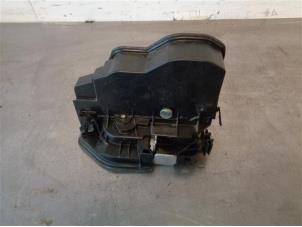 Used Rear door mechanism 4-door, right BMW X4 (F26) xDrive35d 24V Price on request offered by Autohandel-Smet Gebroeders NV