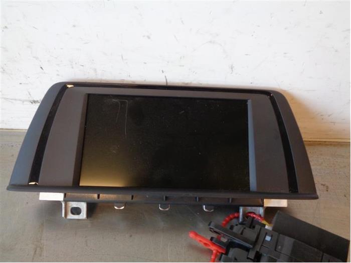 Begagnade Innerdisplay BMW 1 serie (F20) Pris på förfrågan erbjuds av Autohandel-Smet Gebroeders NV